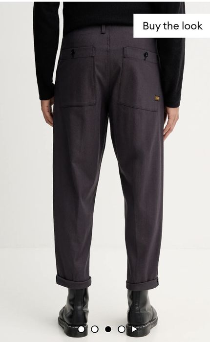 Штани G-Star Pleated Chino Relaxed Tapered
колір сірий фасон chinos