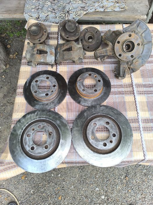 Продам запчастини Volkswagen Bora