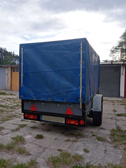 Przyczepkę towarowa lekka wszystko nowe więcej tel.