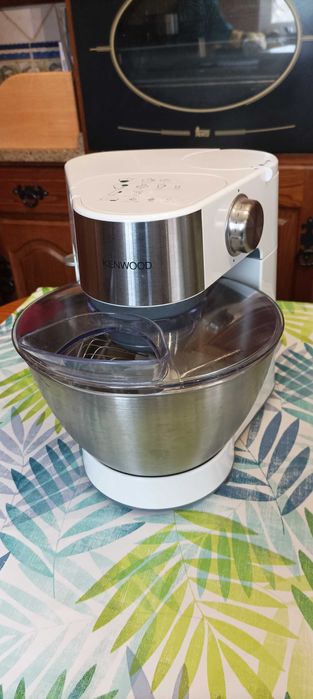 Máquina de cozinha marca Kenwood