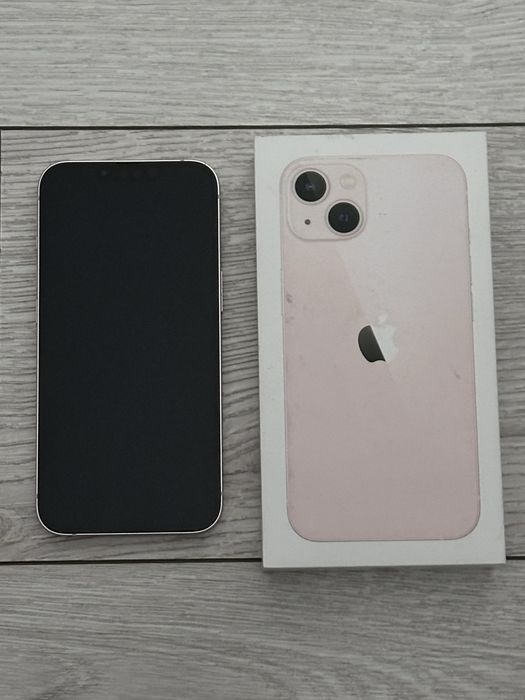 Iphone 13 Pudrowy Róż