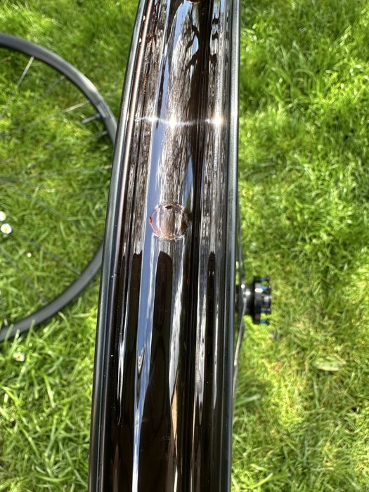 Koła aluminium GIANT PX2 tubeless ready 28 cali szer. 25mm