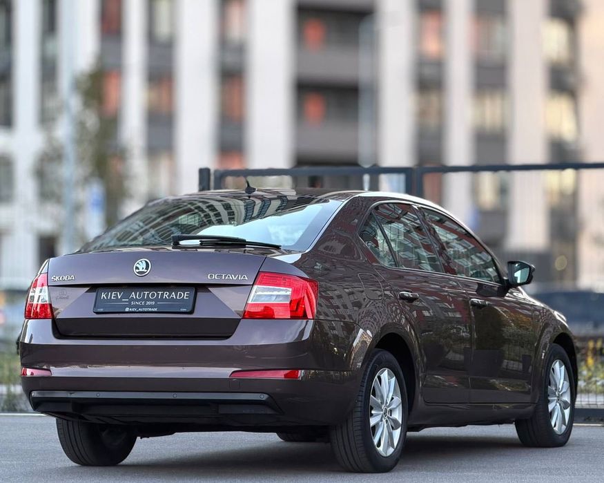 Skoda Octavia A7 Official