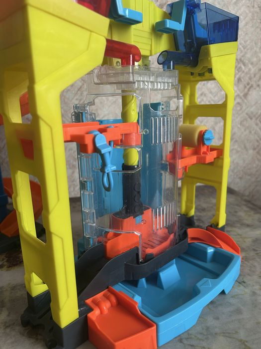 Трек Хот Вилс (Hot wheels) car wash