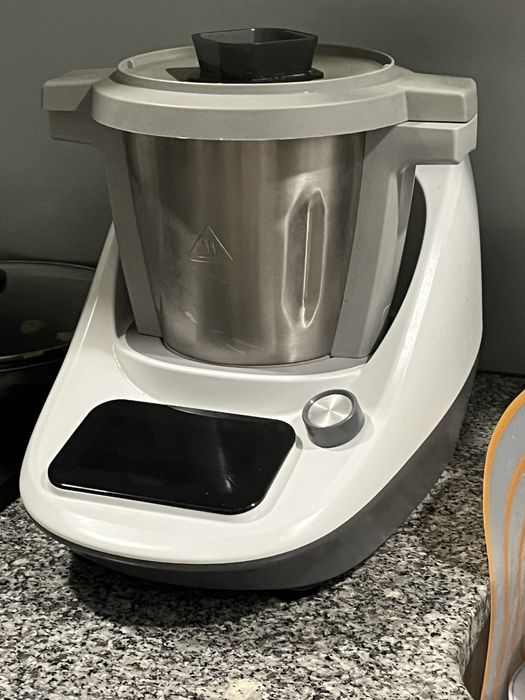Robot de Cozinha Multifunções - Como novo