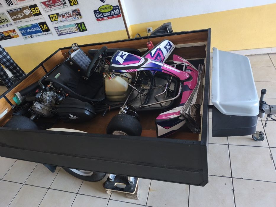 Kart Rotax DD 2 com reboque.