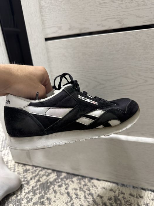 Reebok кросівки