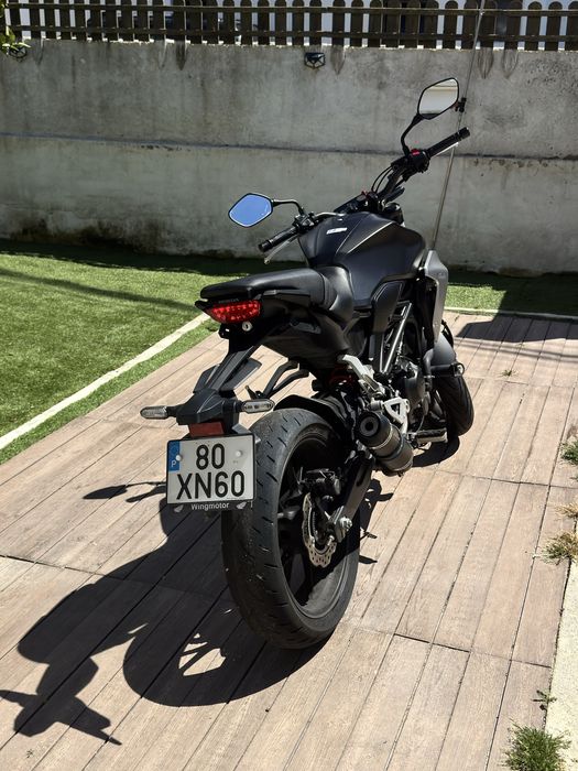 Honda cb300 R semi nova