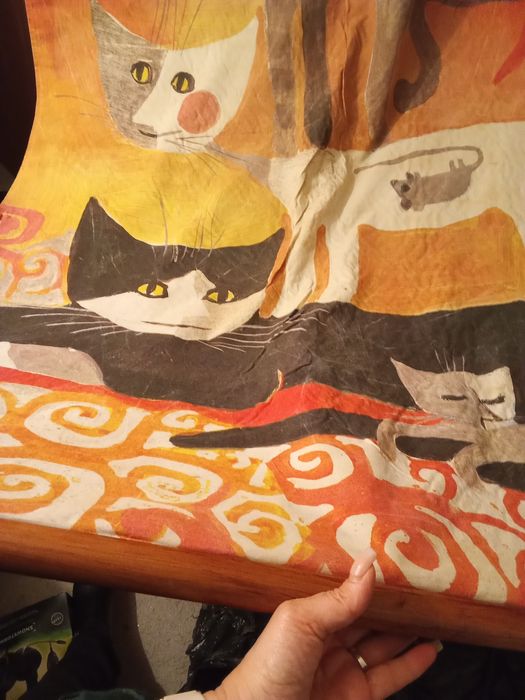 Vendo moldura em tecido