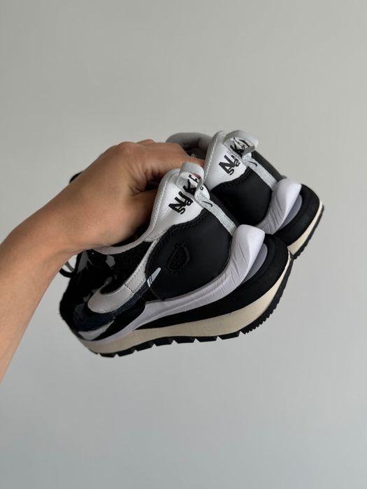 36-45 р Nike VaporWaffle x Sacai Black/White кросівки
