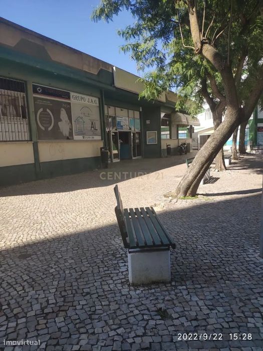 Loja - Centro Comercial da Sobreda