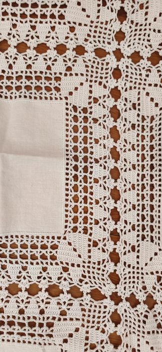 Toalha linho e renda nova 82x82 cm