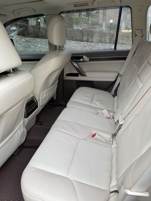 Продаж Lexus GX 460