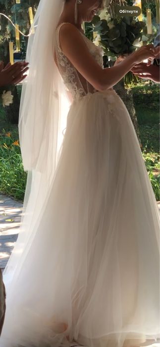 Весільна сукня айворі