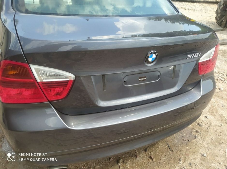 Lampa lampy tył tylnie E90 sedan prawa lewa komplet