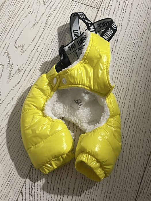 Продам одежки для маленьких друзів