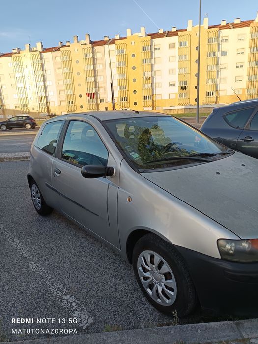 Fiat Punto SUPER econômico