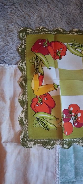 Toalhas, centros de mesa bordados