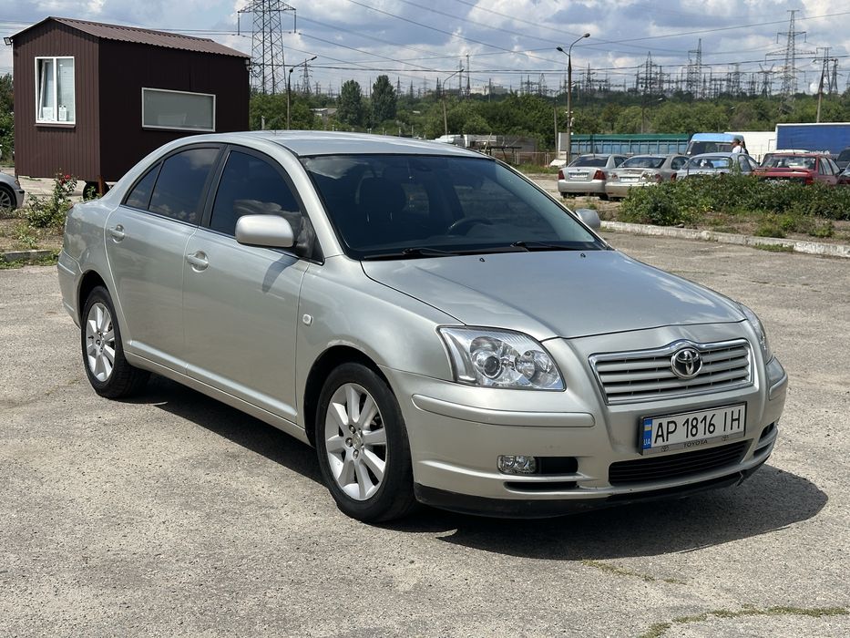 Тоета авенсис автомат