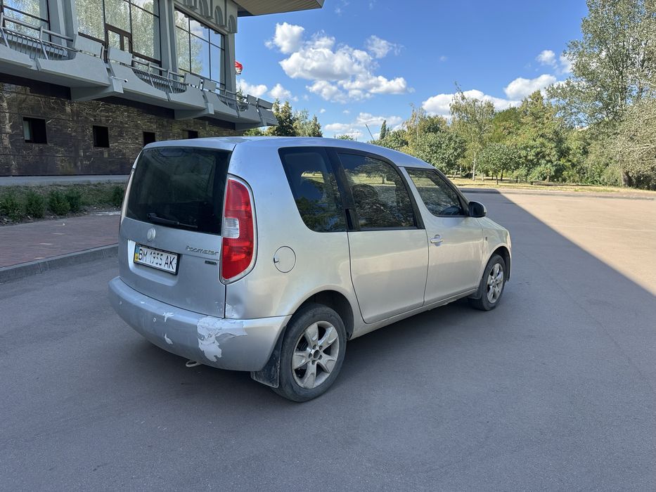 Продам  авто Skoda  roomster