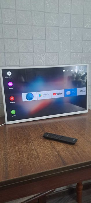 Телевізор KIVI 24"