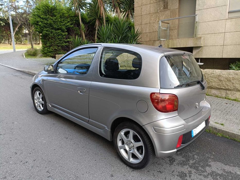 Toyota Yaris 1.5 VVT-i TS 105 Cv