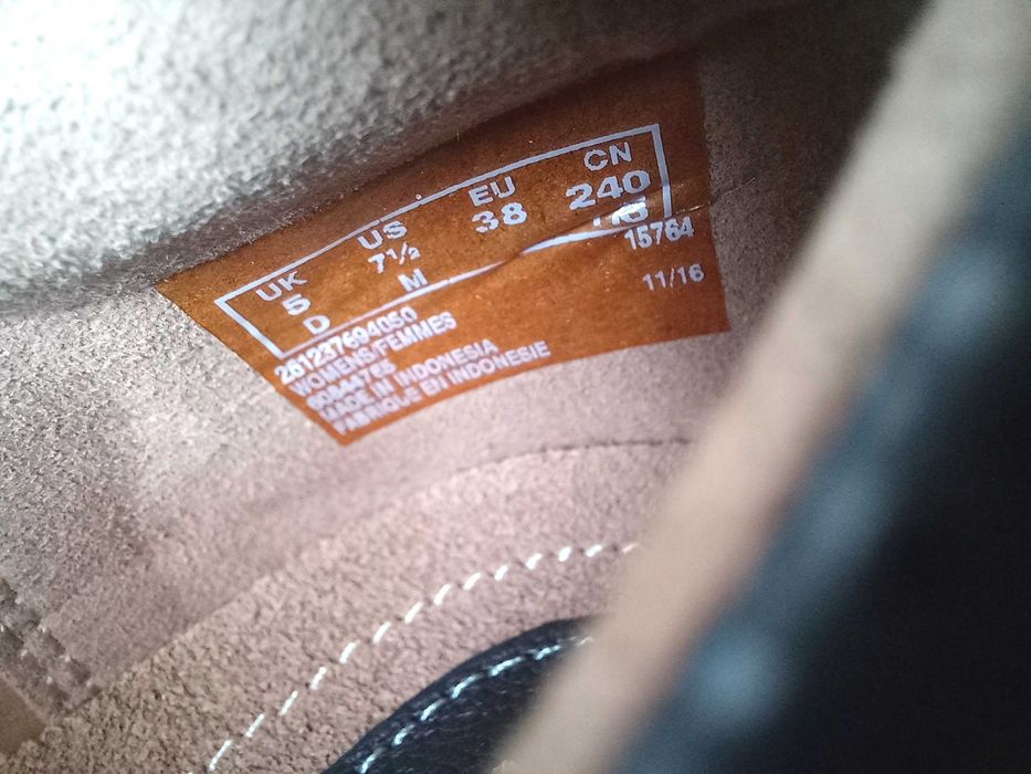 Суперові шкіряні туфлі Clarks 38 р.
