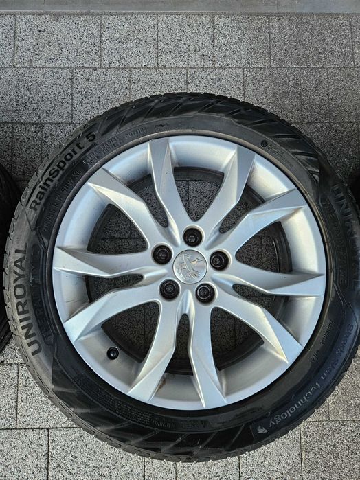 Komplet kół letnich 17 cali, 5x108, 215/55 Peugeot 508