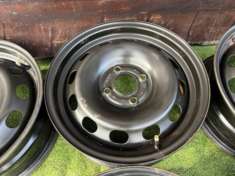 Диски металеві R 15 4/108 6J ET 45 Ford. Диск Форд.