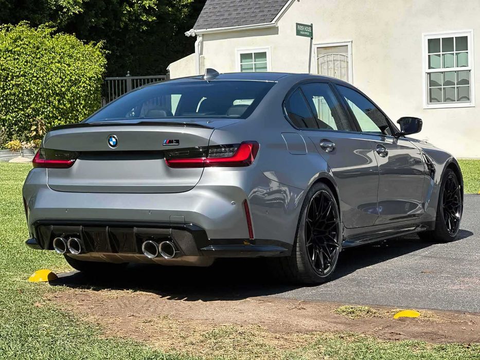 BMW M3      2022