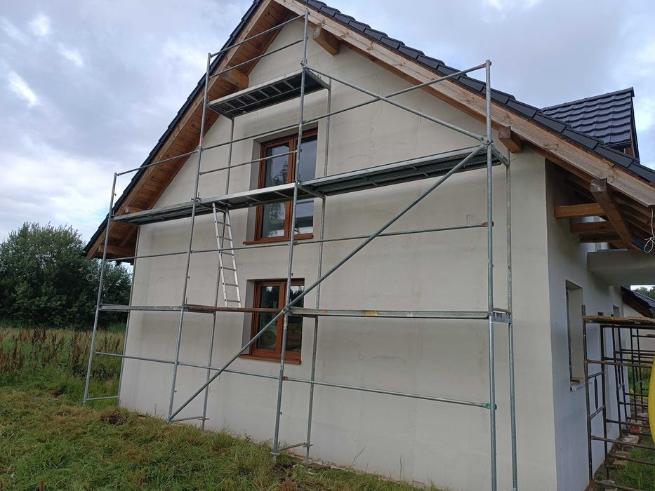 Wynajem rusztowania fasadowe plettac ramowe