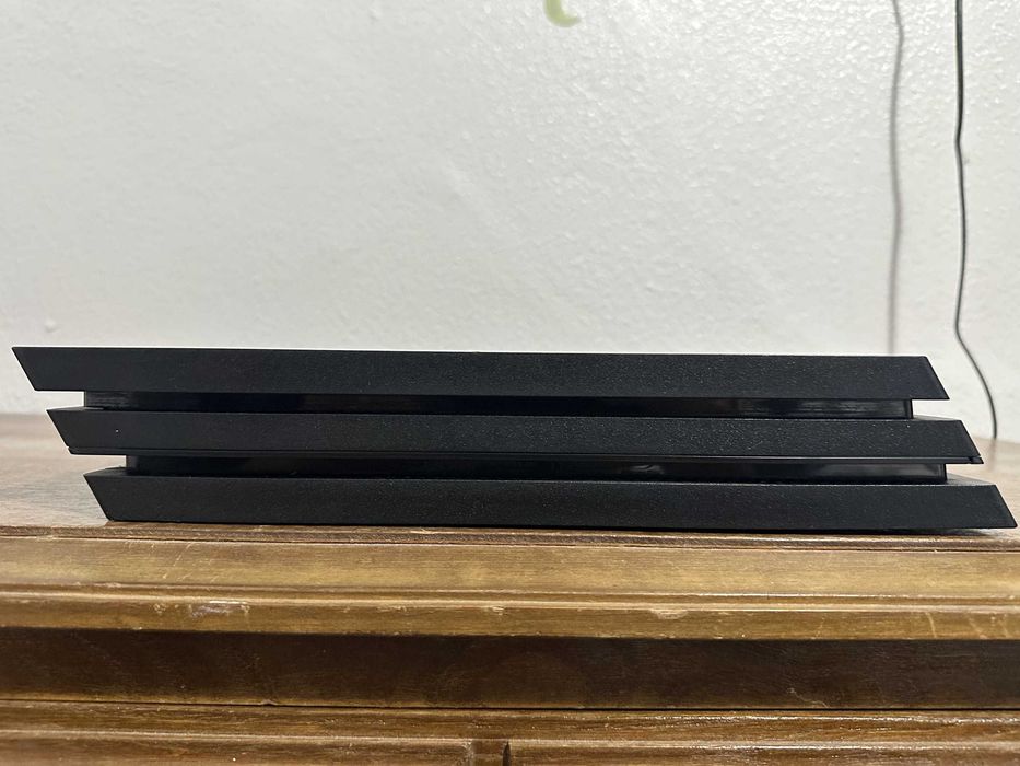 Ps4 Pro & Comando