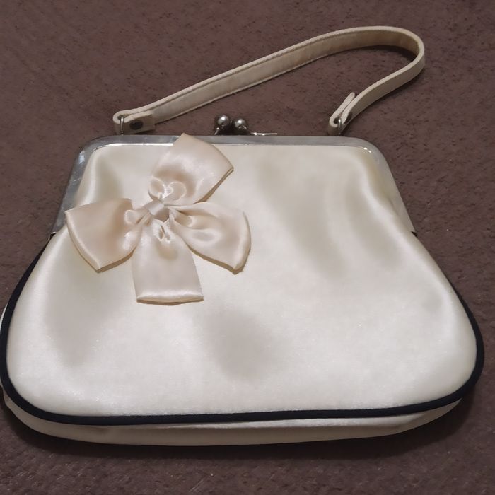 Продам стильную сумочку