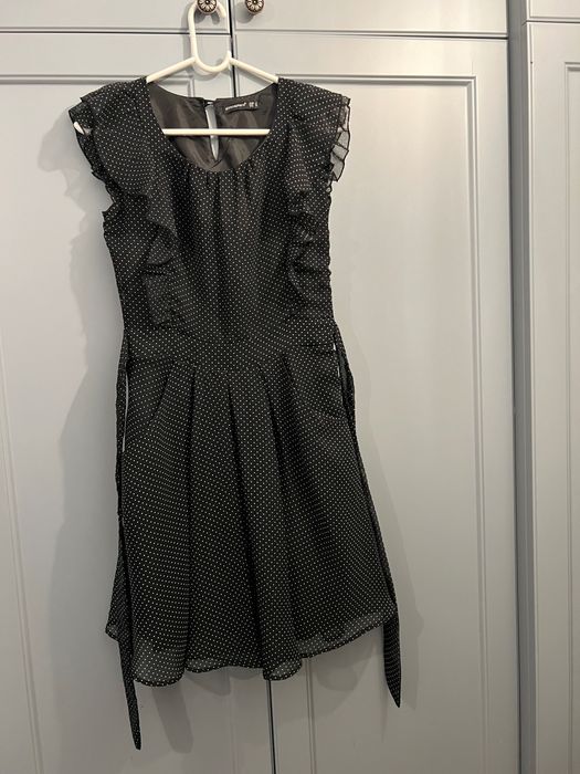 Sukienka w groszki rozmiar 36