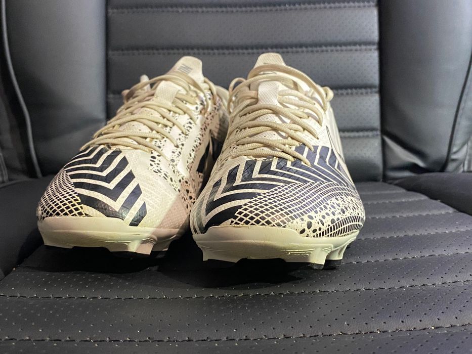 Nike Mercurial 36 (23cm) buty piłkarskie korki CR7