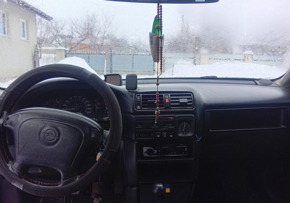 Продається  Opel Vektra 2.0