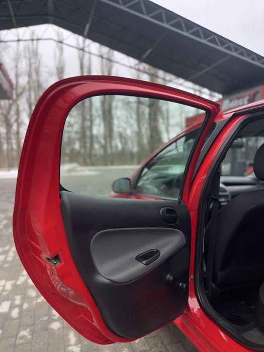 Продам Peugeot 206 1.4 Бензин Кондиционер ОБМЕН