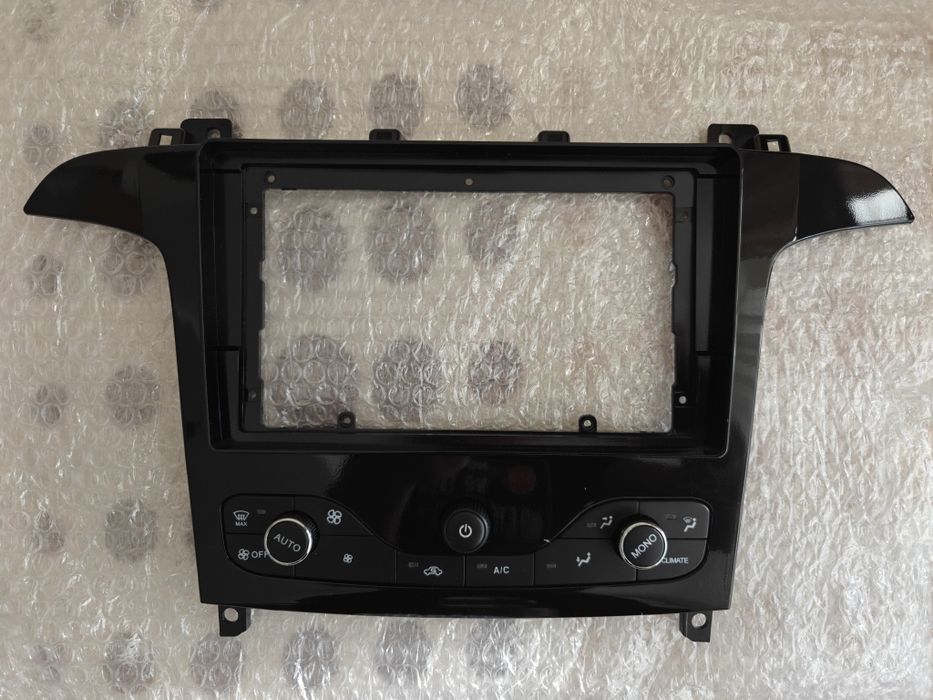 Ramka radia Ford SMax polift.