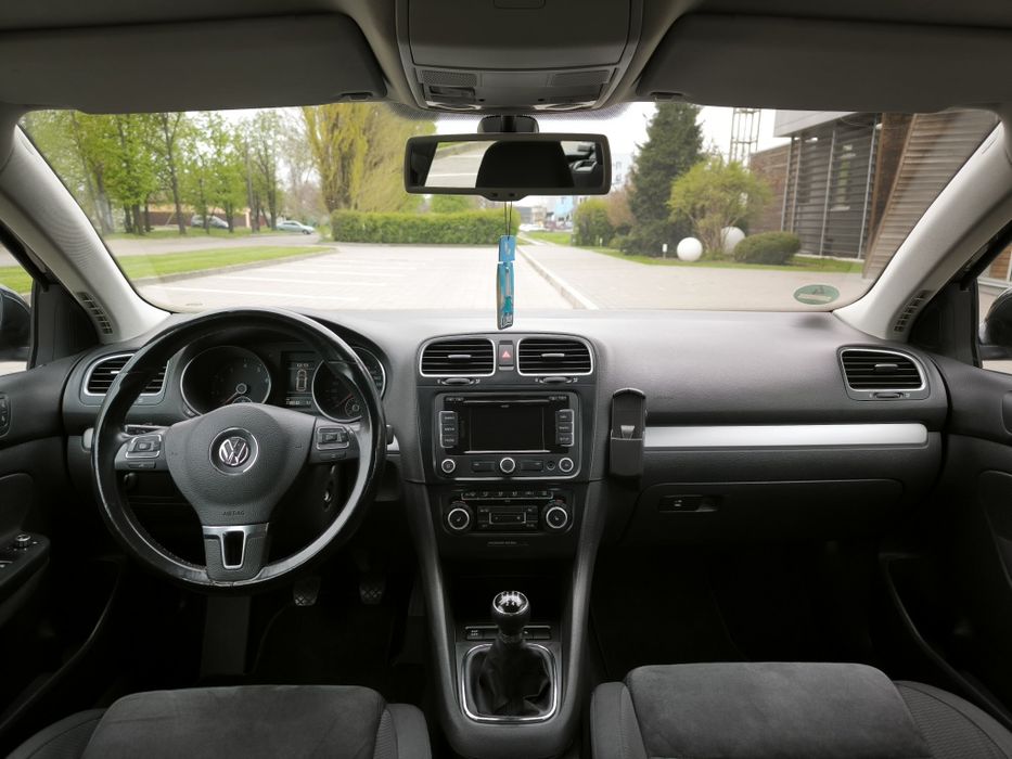 Volkswagen Golf VI