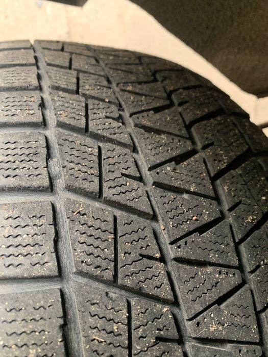 Opony Zimowe Bridgestone Blizzak DM V-1, P235/55 R19 101R (4szt)