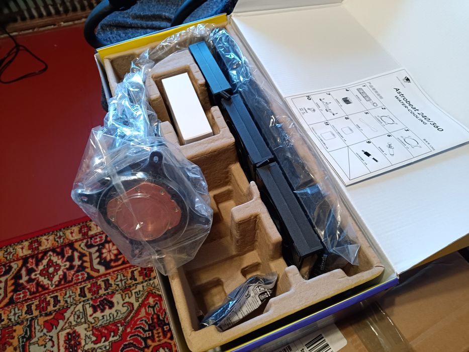 Продається водяне охолодження Astrobeat 360.