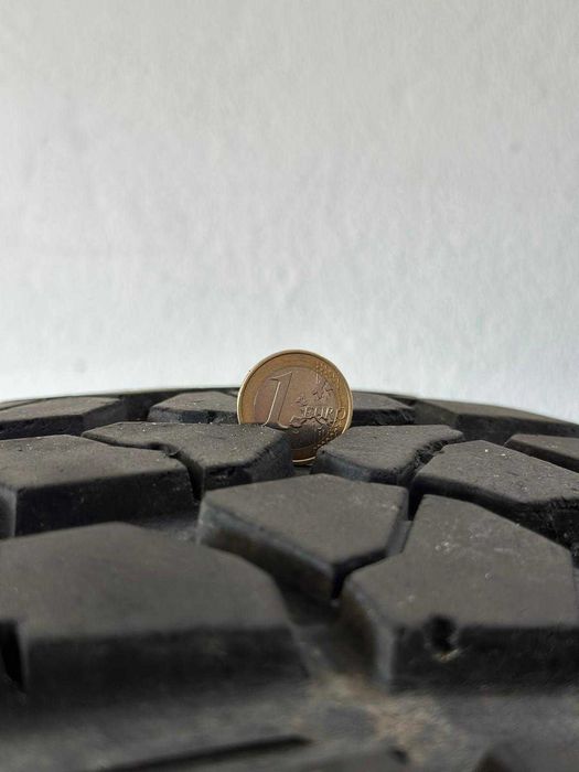 4 Pneus Semi-Novos BFGoodrich KM2 Mud-Terrain T/A 265/70 R17