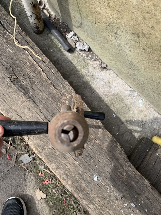 Продам ручну дрель.