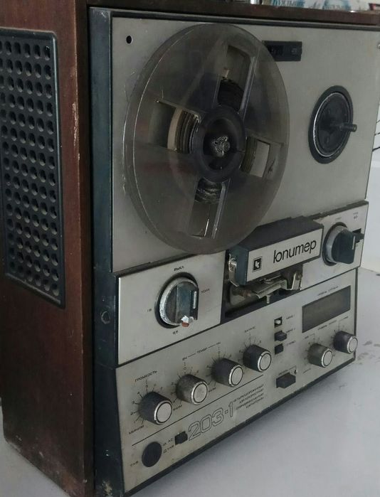 Магнитофон- приставка  Юпитер работает как усилитель