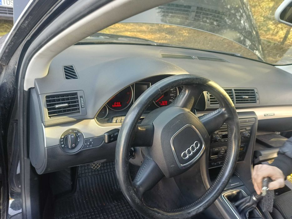 audi a4b7 2.0 tdi 2007r samochód w całości lub na części