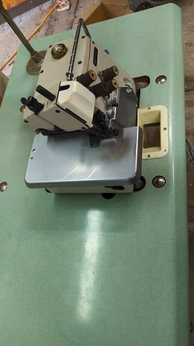 Оверлок 4х ниточный brother