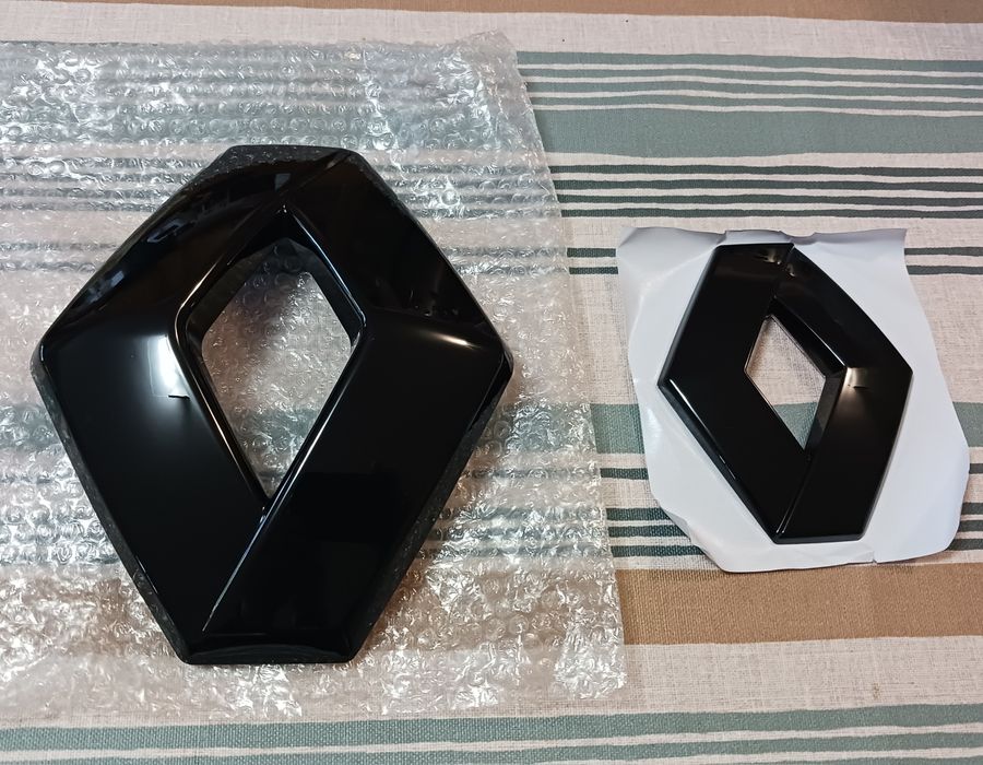 Logo para Renault IV