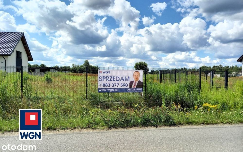 Działka budowlana w sąsiedztwie nowych domów