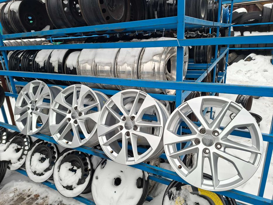 Оригінальні диски Ауді  5/112 R18 7J ET45 Audi 81A 601 025E .