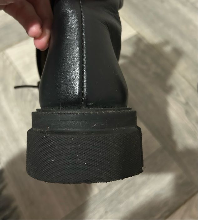 Ботинки зимние женские